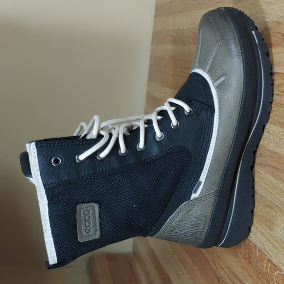 Ecco 🆕 Mid Cut Lace Boots 6-6.5 - Picture 5 of 16